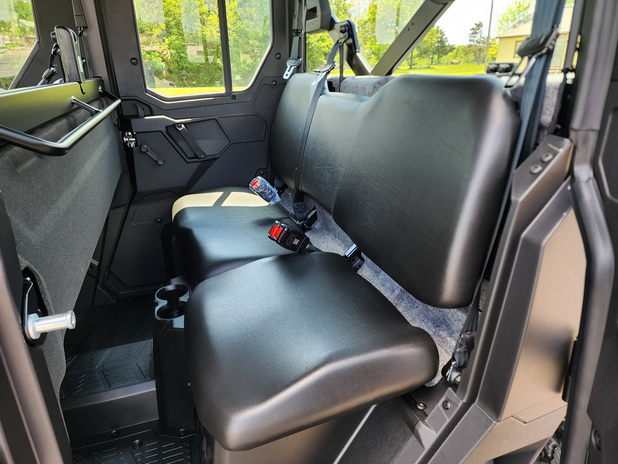 2027 Polaris Ranger Crew XP 1000 Cab 6
