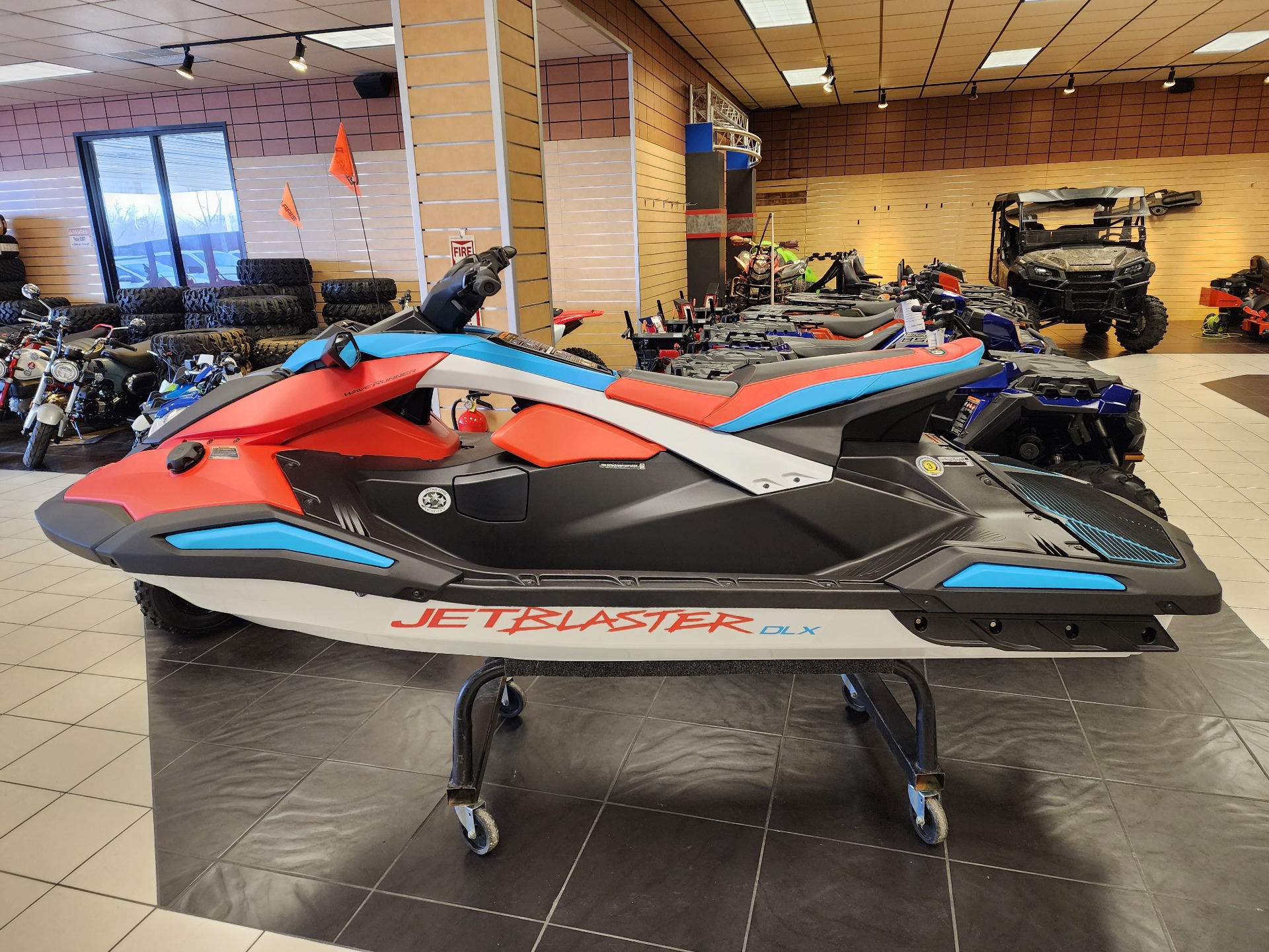 New 2025 Yamaha JetBlaster DLX 3-Up - Specs, Price, Photos