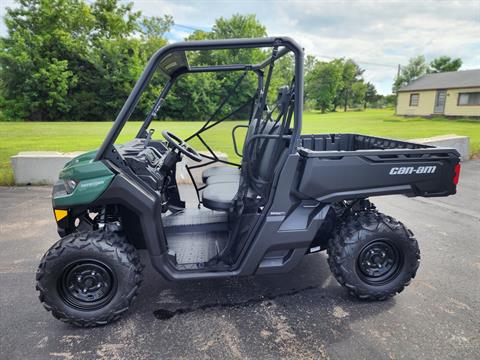 2026 Can-Am Defender HD9
