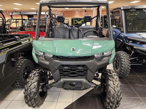 2026 Can-Am Defender DPS HD10