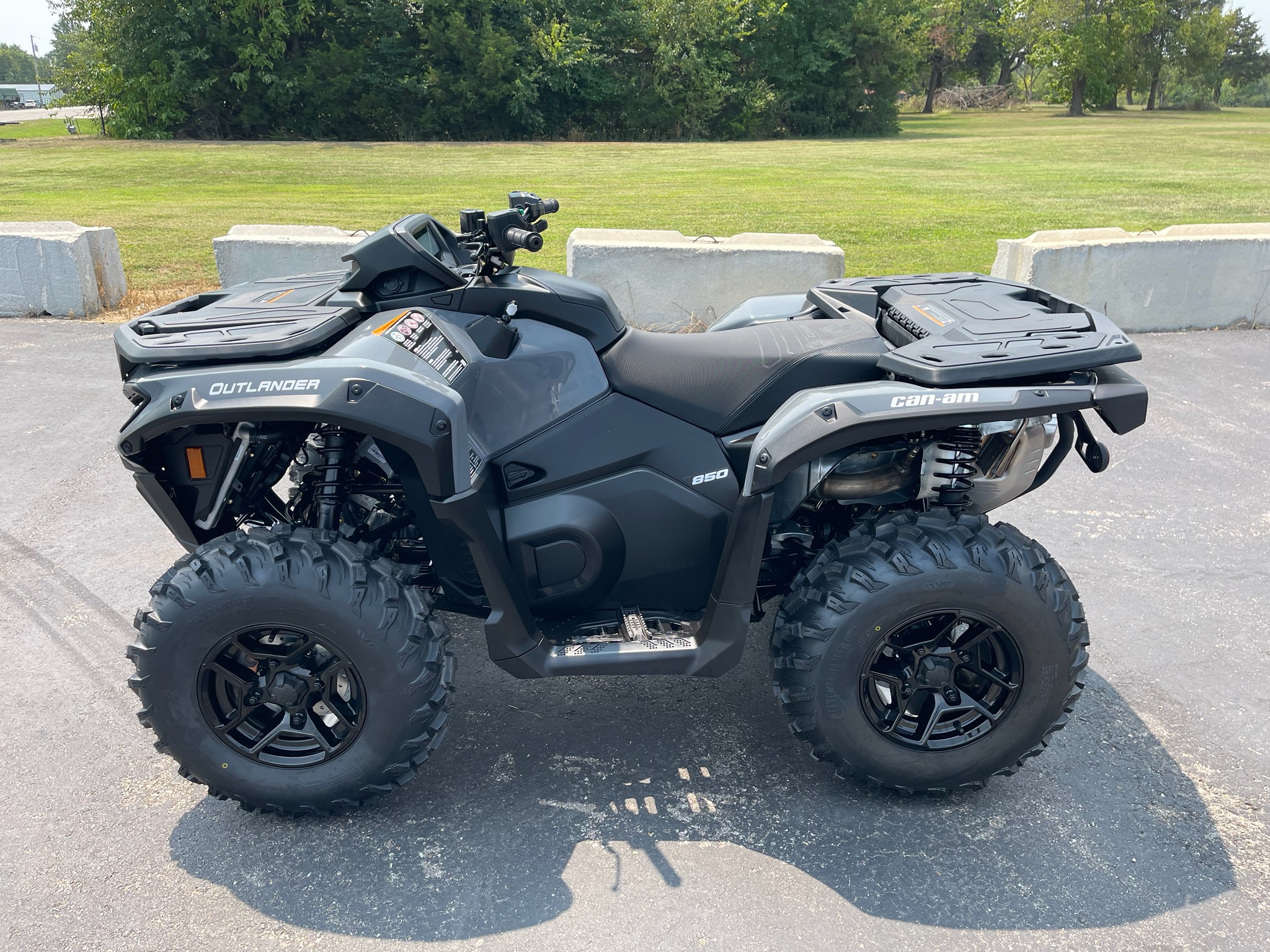2026 Can-Am™ Outlander DPS 850 1