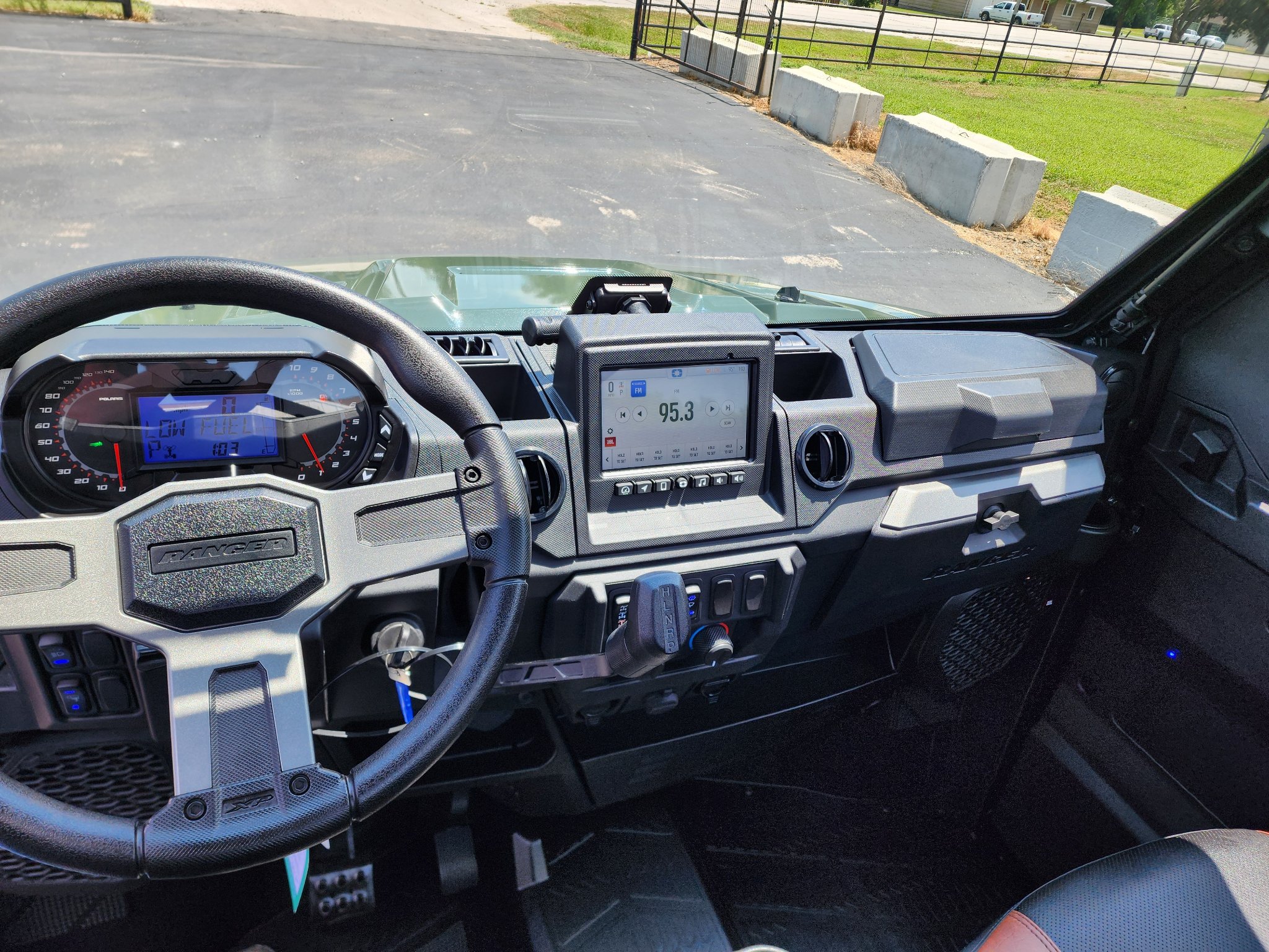 2027 Polaris Ranger XP 1000 NorthStar Ultimate 6