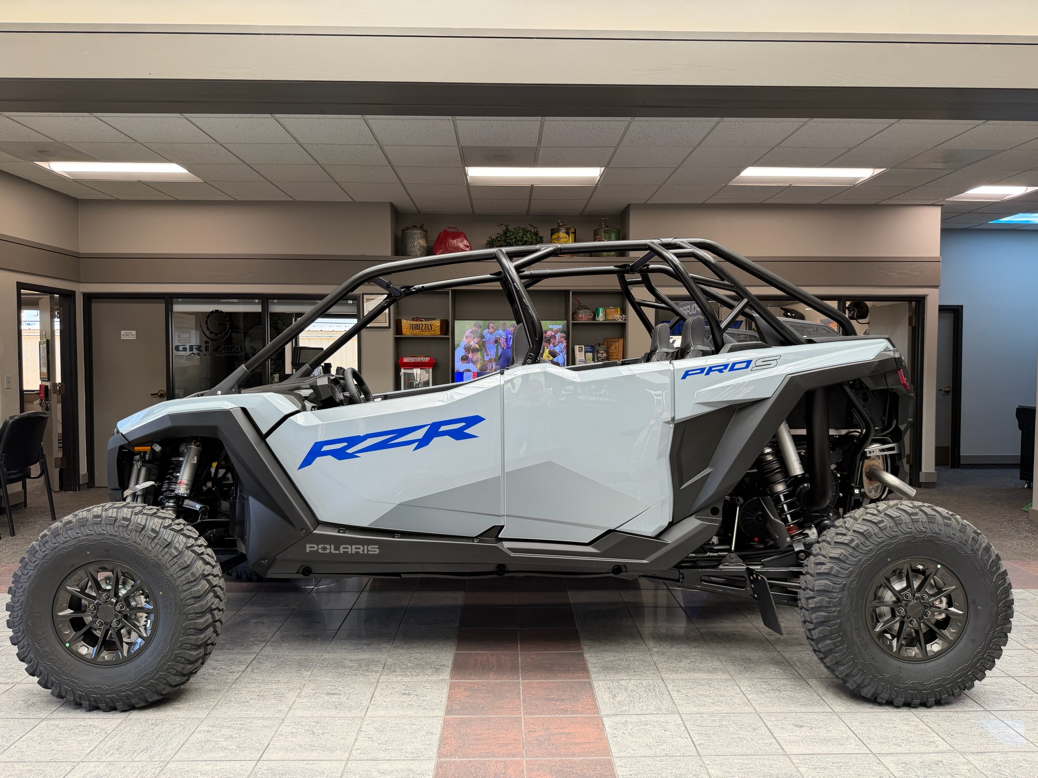 2026 RZR PRO S 4 Sport