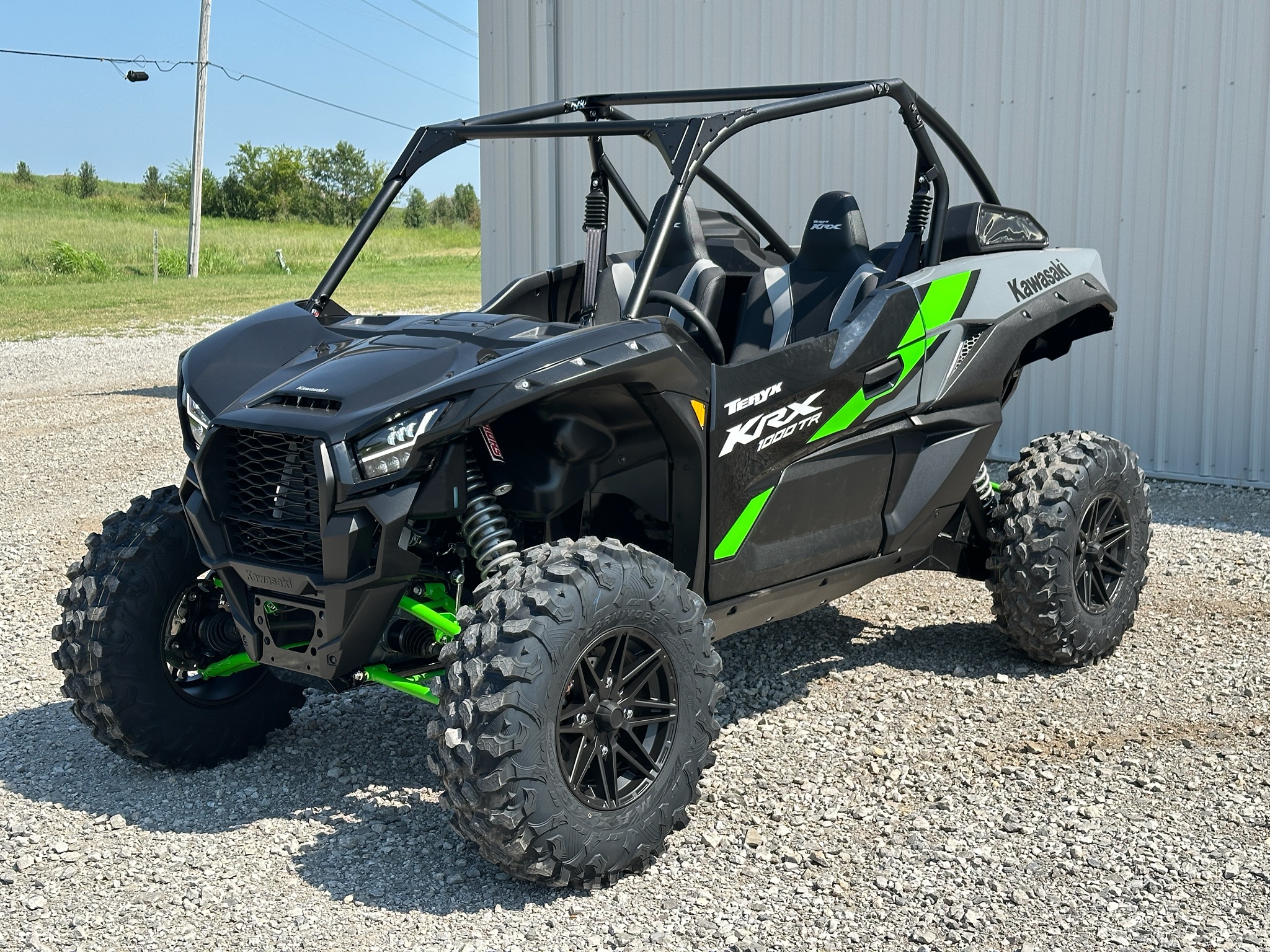2027 Smoky Gray / Super Black Kawasaki TERYX KRX® 1000 TR in