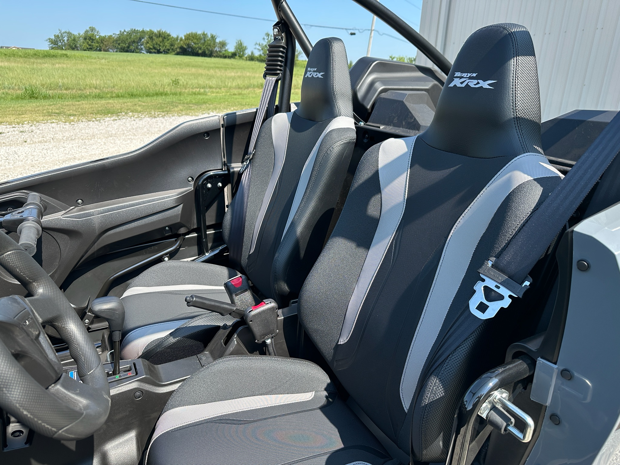 2027 Smoky Gray / Super Black Kawasaki TERYX KRX® 1000 TR in