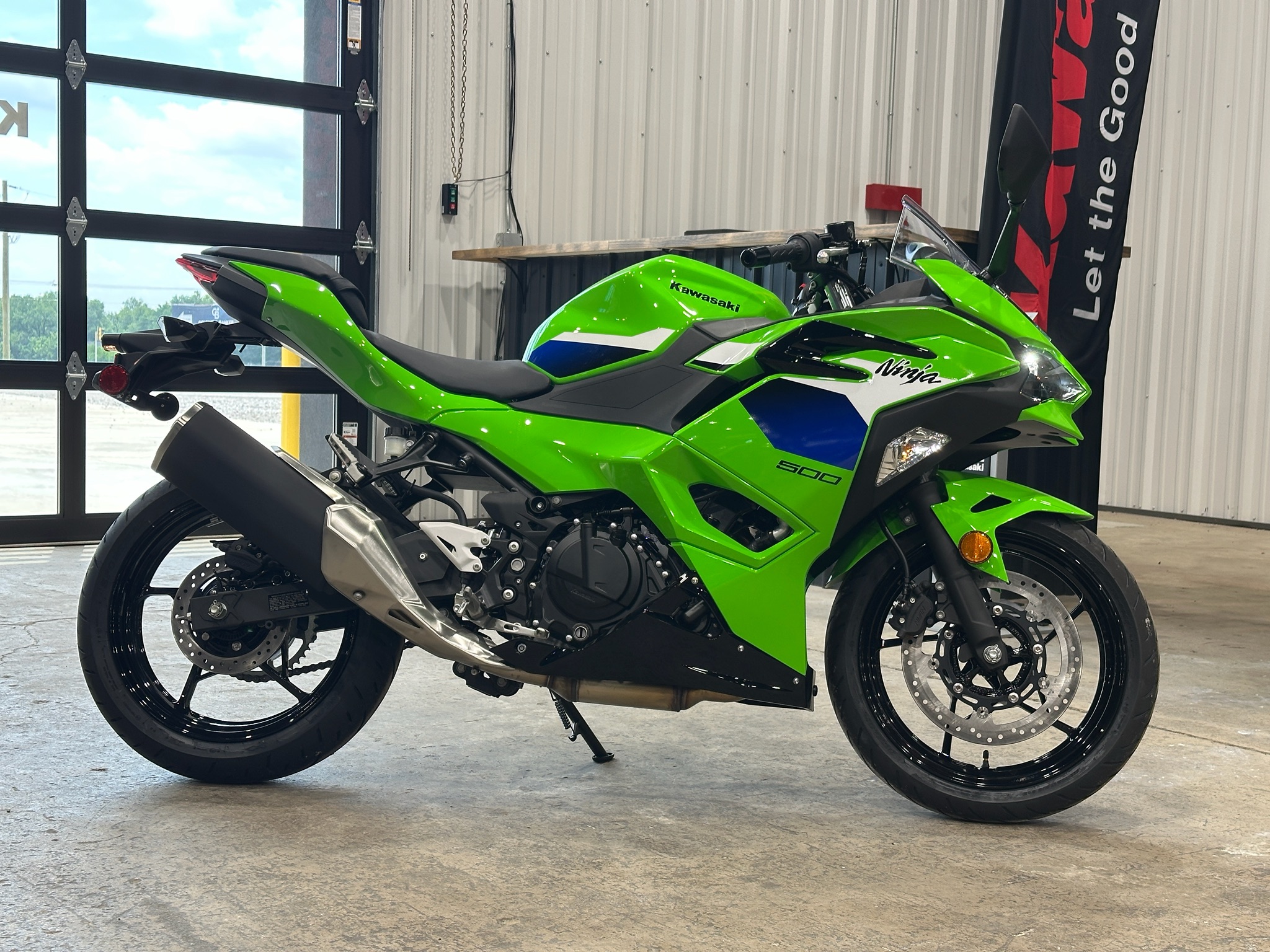 ENVIRONMENTAL グラフィックT M　five 2026 Lime Green Kawasaki Ninja® 500 in Claremore, OK | New