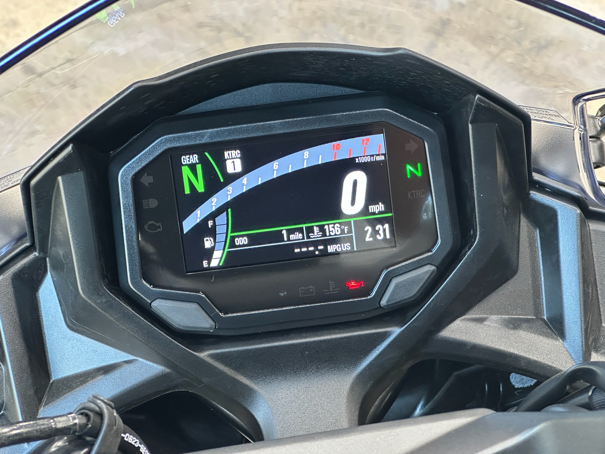 2026 Kawasaki Ninja® 650 7