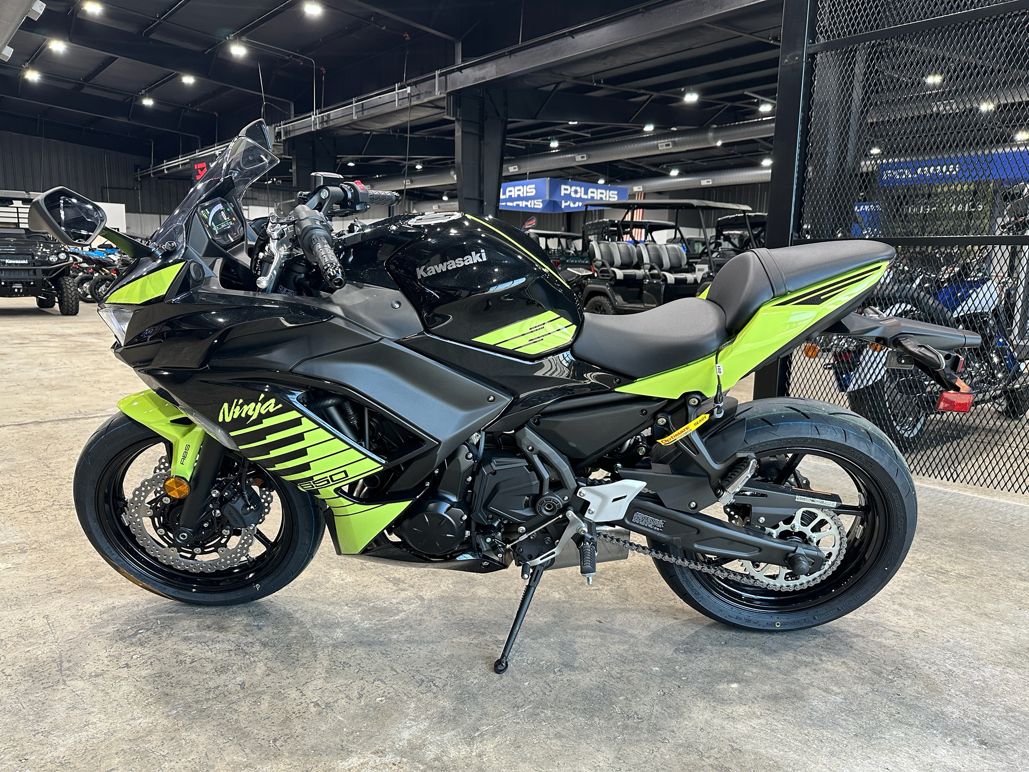 2026 Kawasaki Ninja® 650 ABS 4
