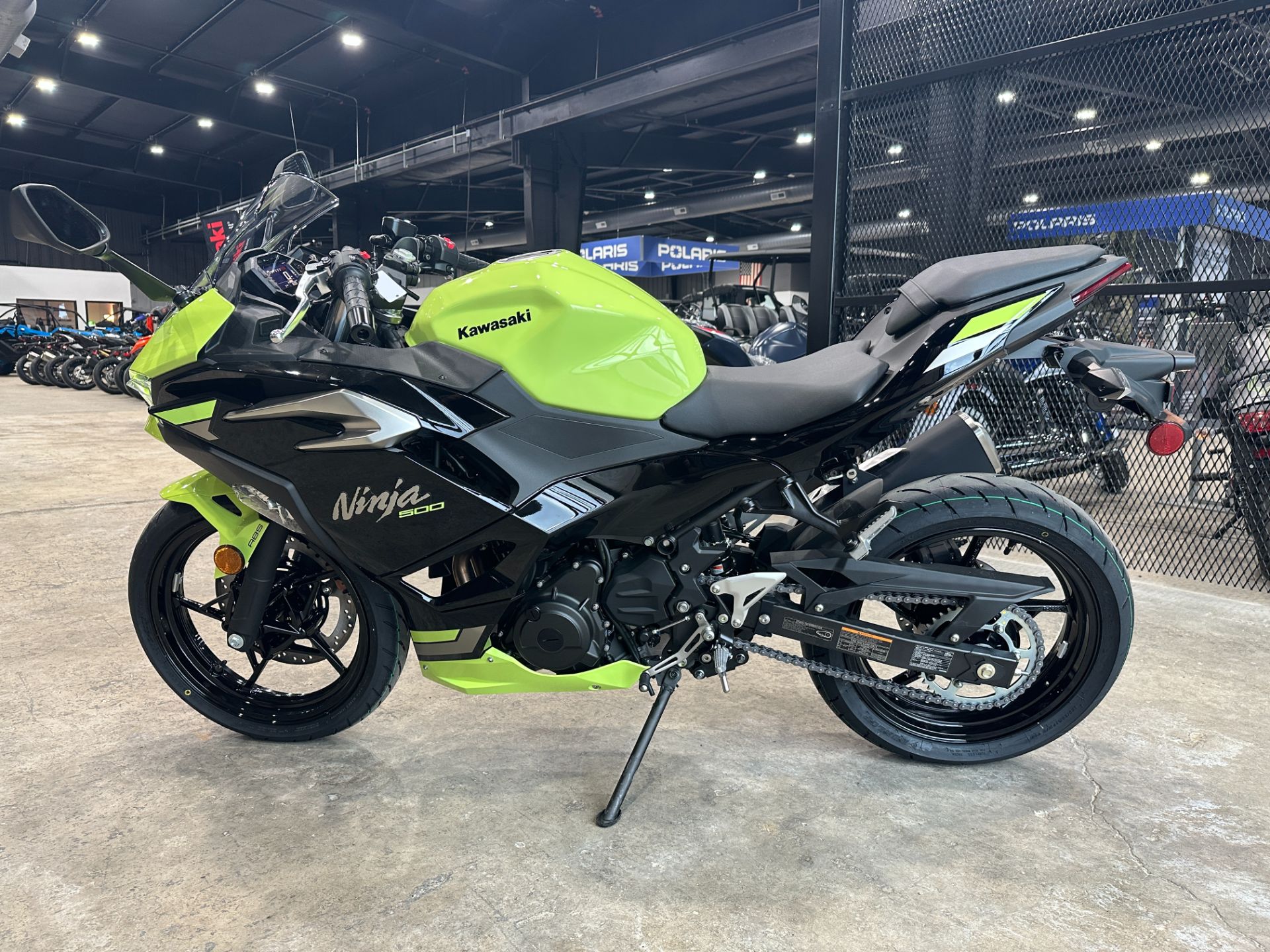 2026 Kawasaki Ninja® 500 ABS 4