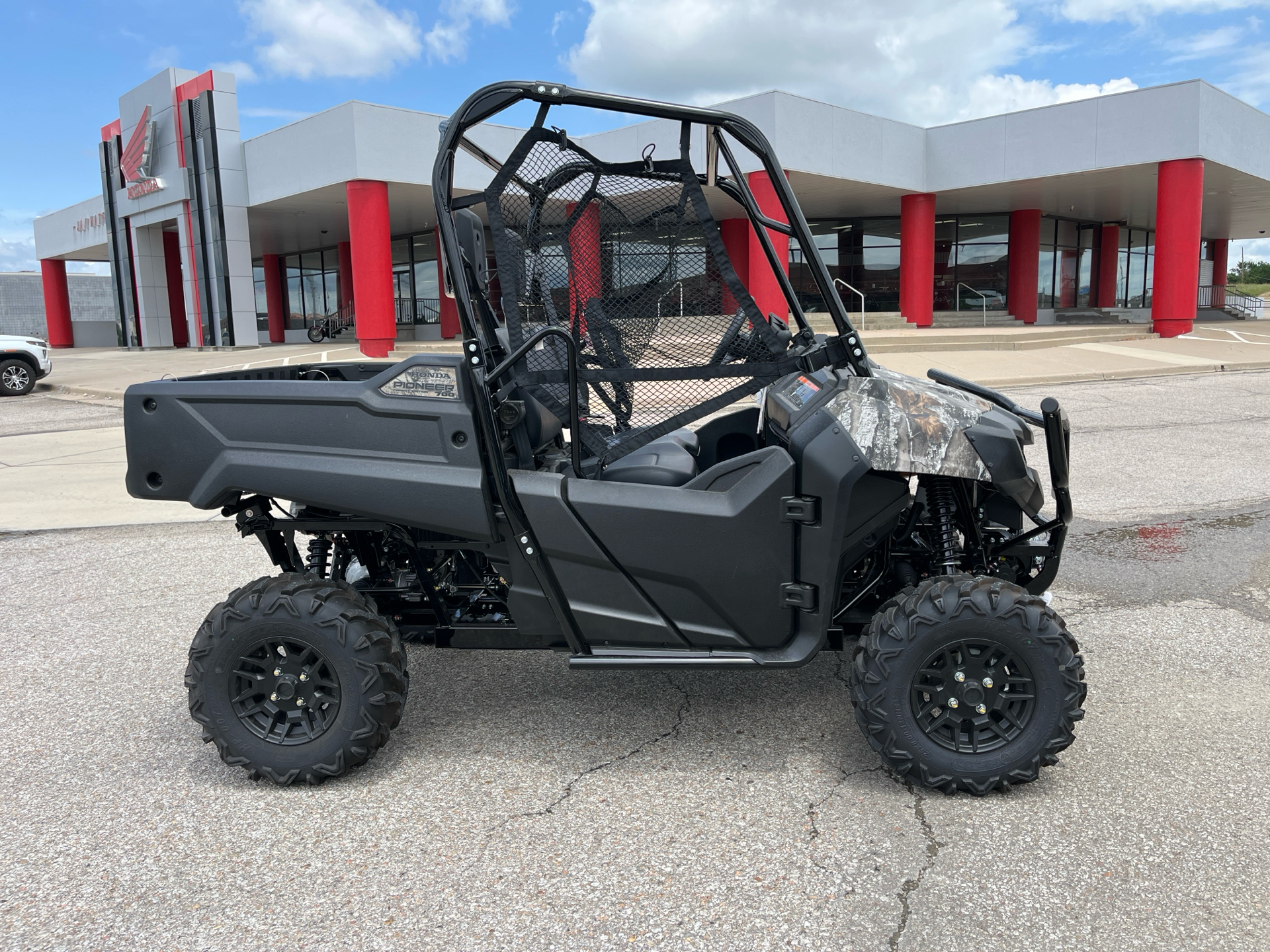 2025 Honda Pioneer 700-4 Forest in Wichita, Kansas - Photo 3