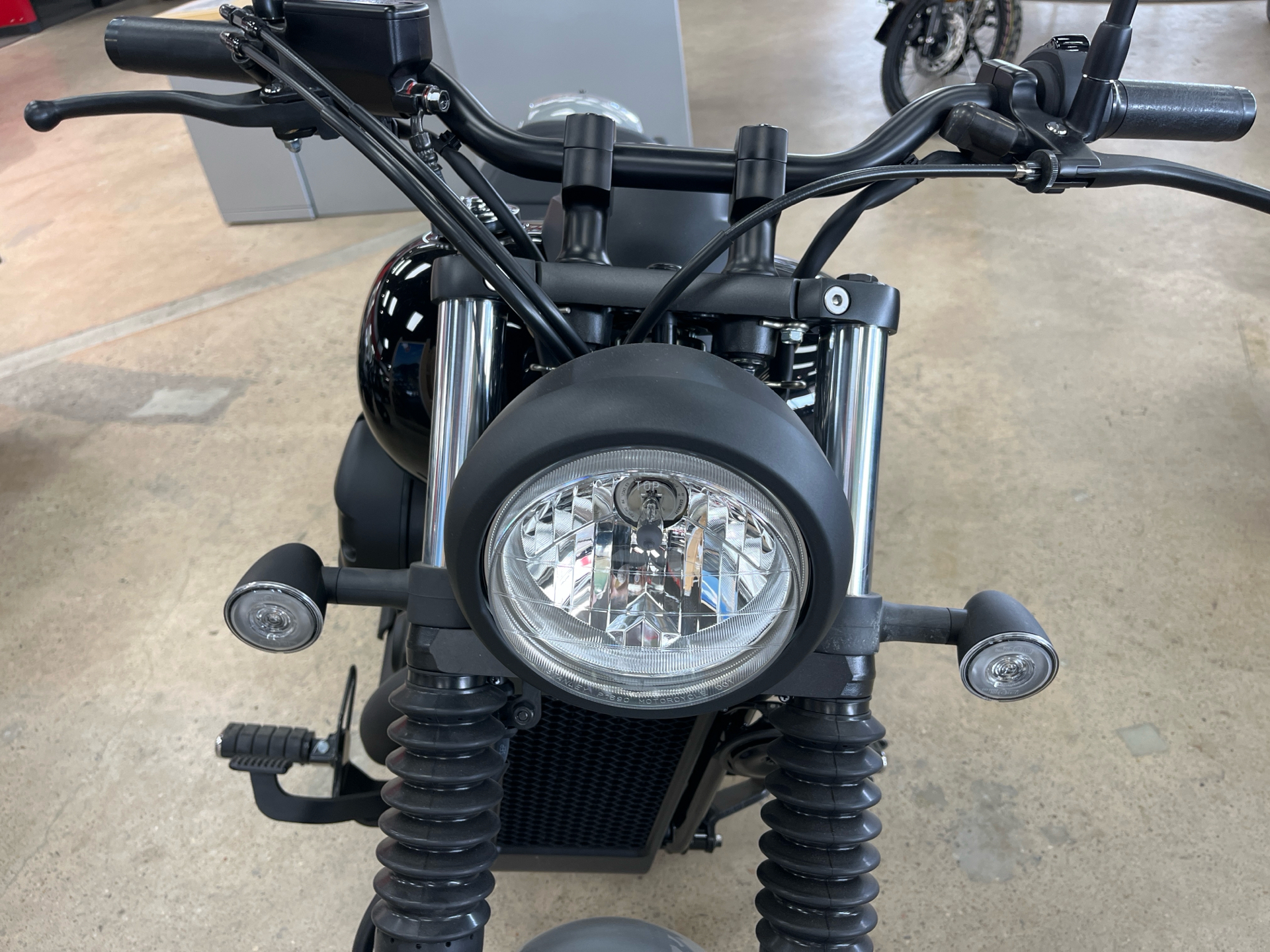 2025 Honda Shadow Phantom ABS in Wichita, Kansas - Photo 3