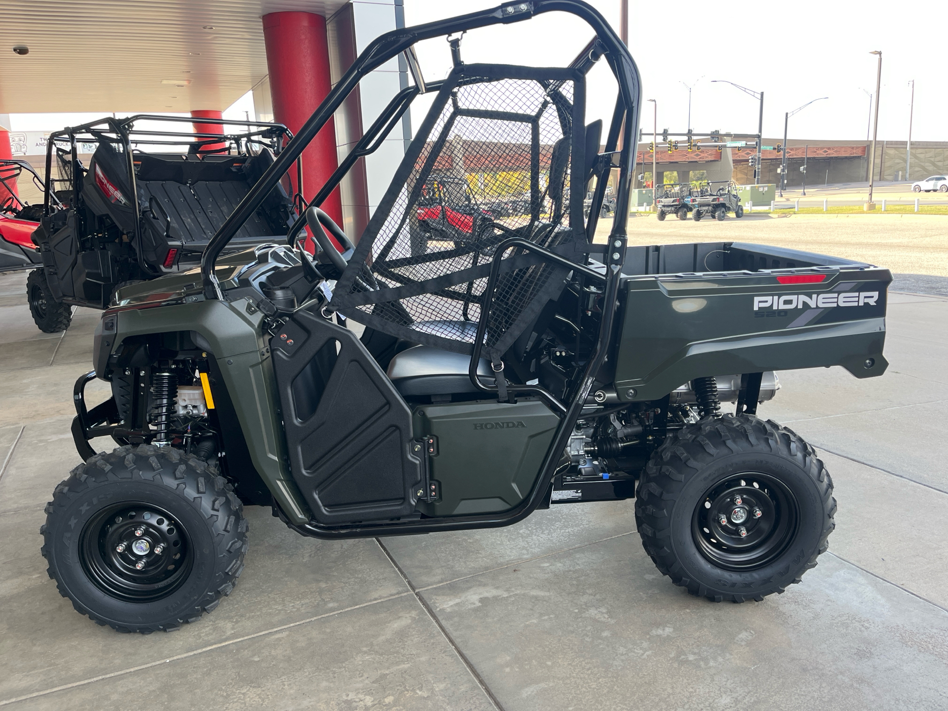 2026 Honda Pioneer 520 in Wichita, Kansas - Photo 2