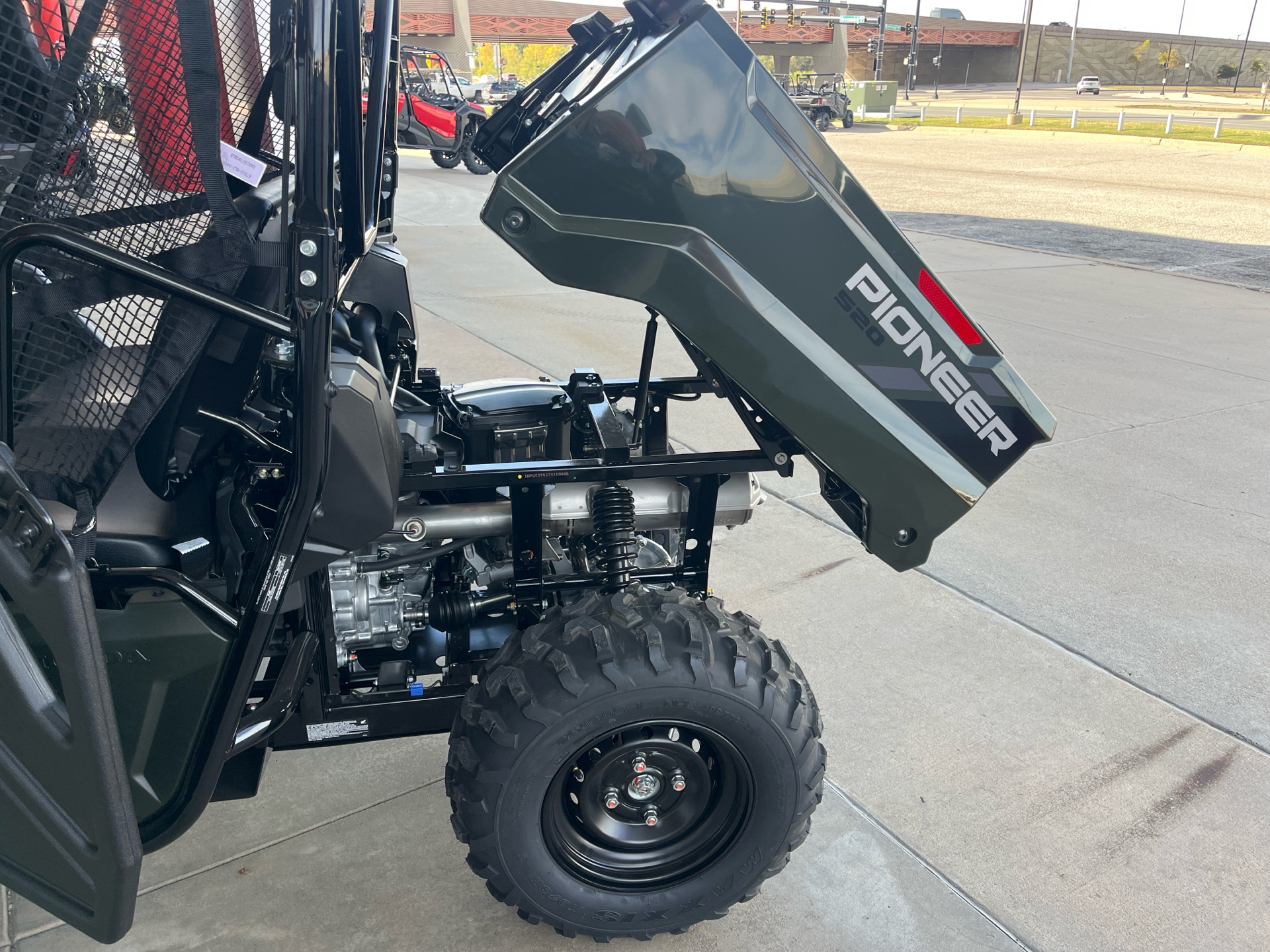 2026 Honda Pioneer 520 in Wichita, Kansas - Photo 7