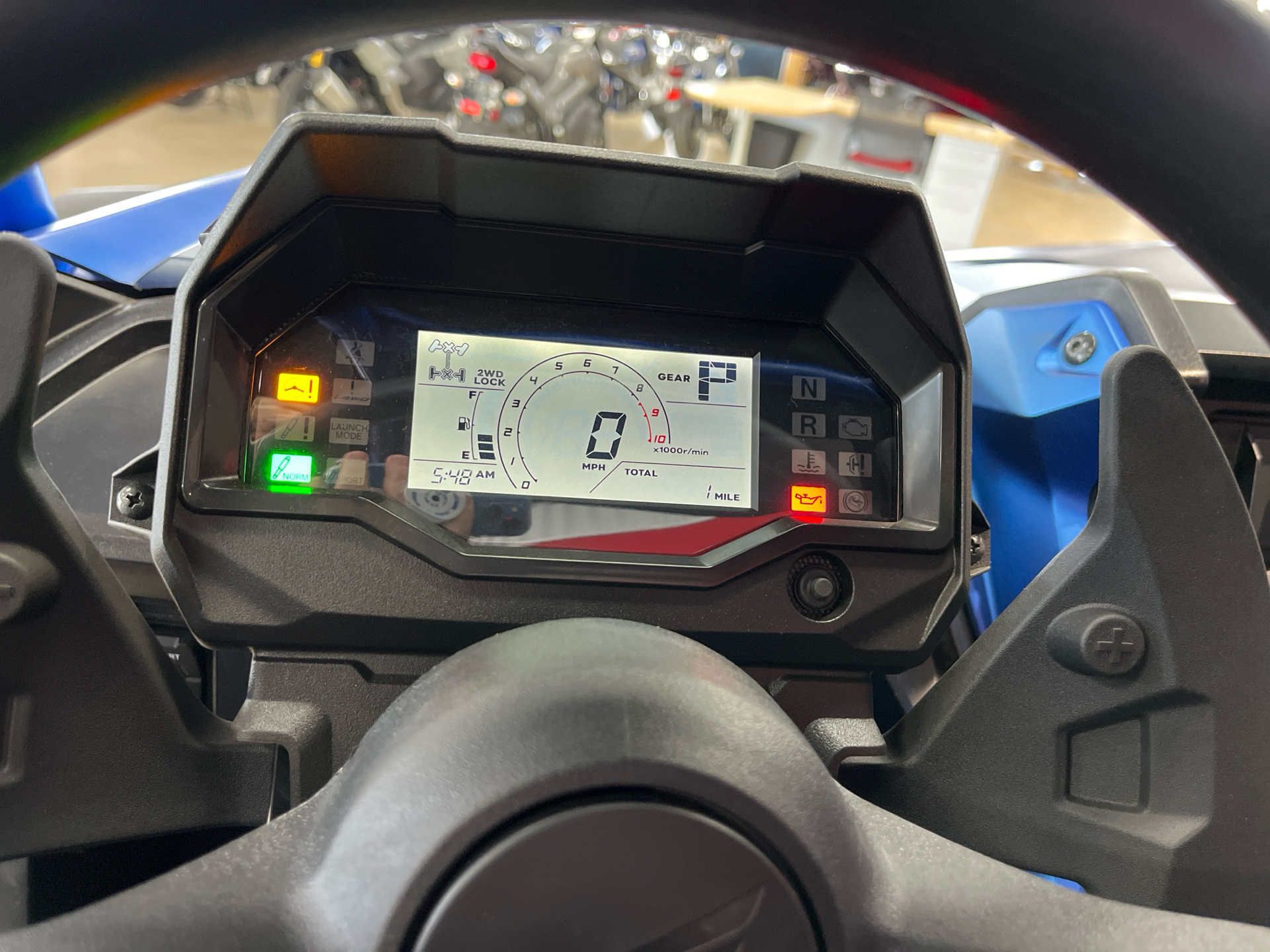 2023 Honda Talon 1000R FOX Live Valve in Wichita, Kansas - Photo 4