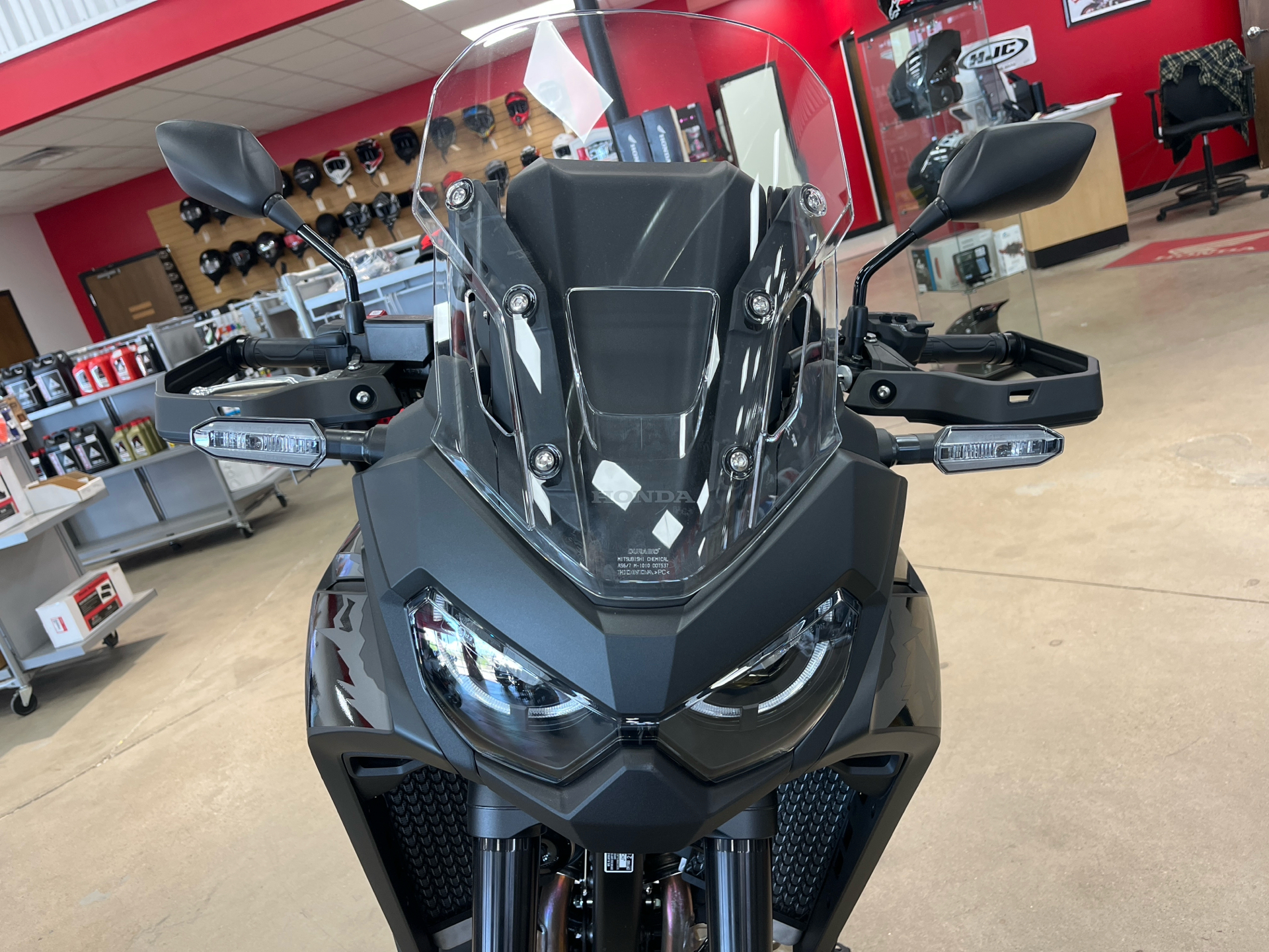 2025 Honda Africa Twin DCT in Wichita, Kansas - Photo 3