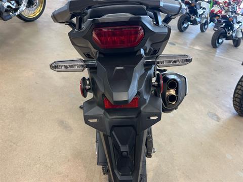 2025 Honda Africa Twin DCT in Wichita, Kansas - Photo 6