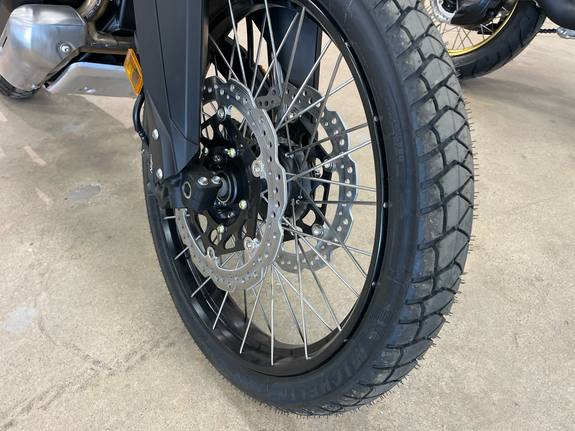 2025 Honda Africa Twin DCT in Wichita, Kansas - Photo 9