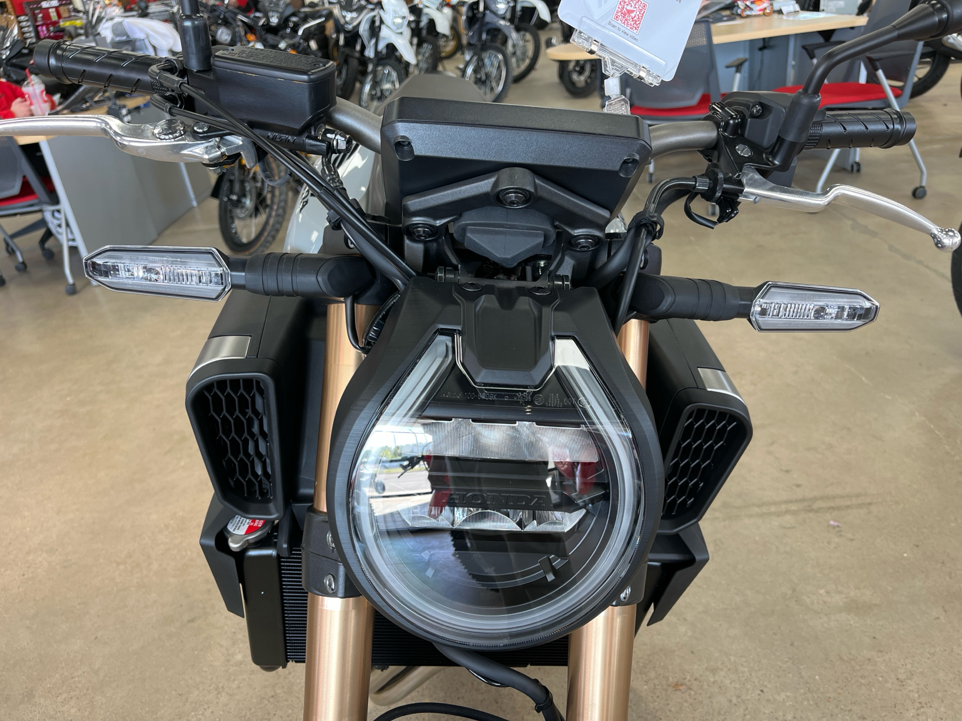 2024 Honda CB650R ABS in Wichita, Kansas - Photo 4