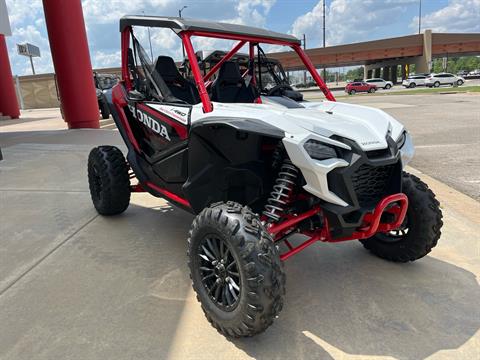 2025 Honda Talon 1000R FOX Live Valve in Wichita, Kansas - Photo 3