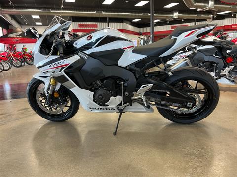 2025 Honda CBR1000RR in Wichita, Kansas - Photo 2