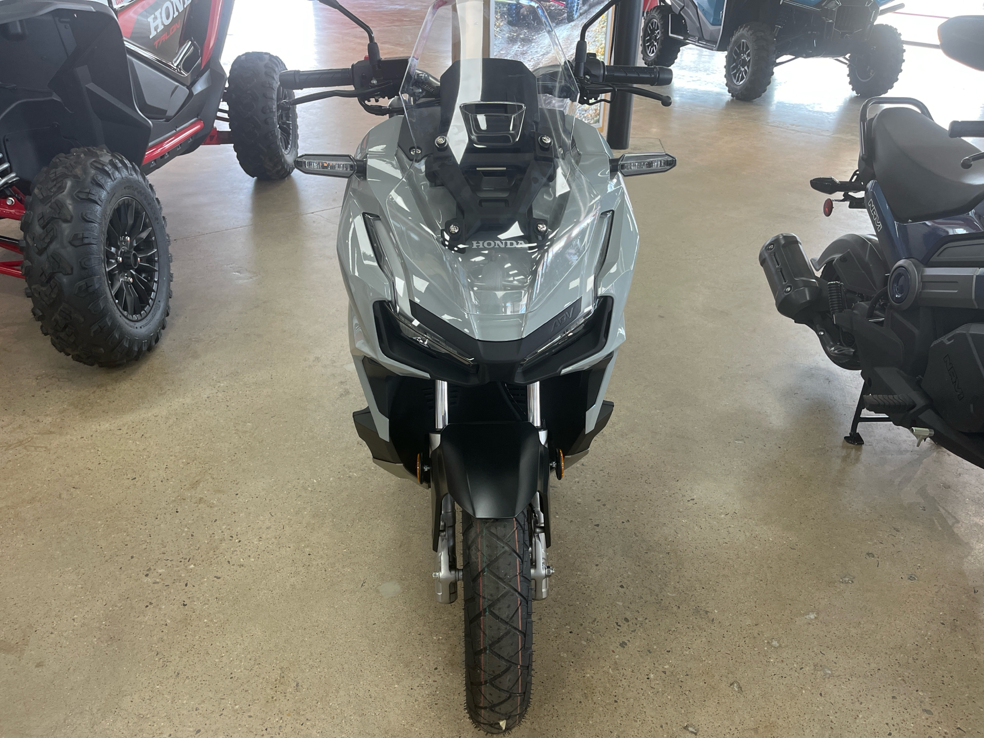 2026 Honda ADV160 in Wichita, Kansas - Photo 2