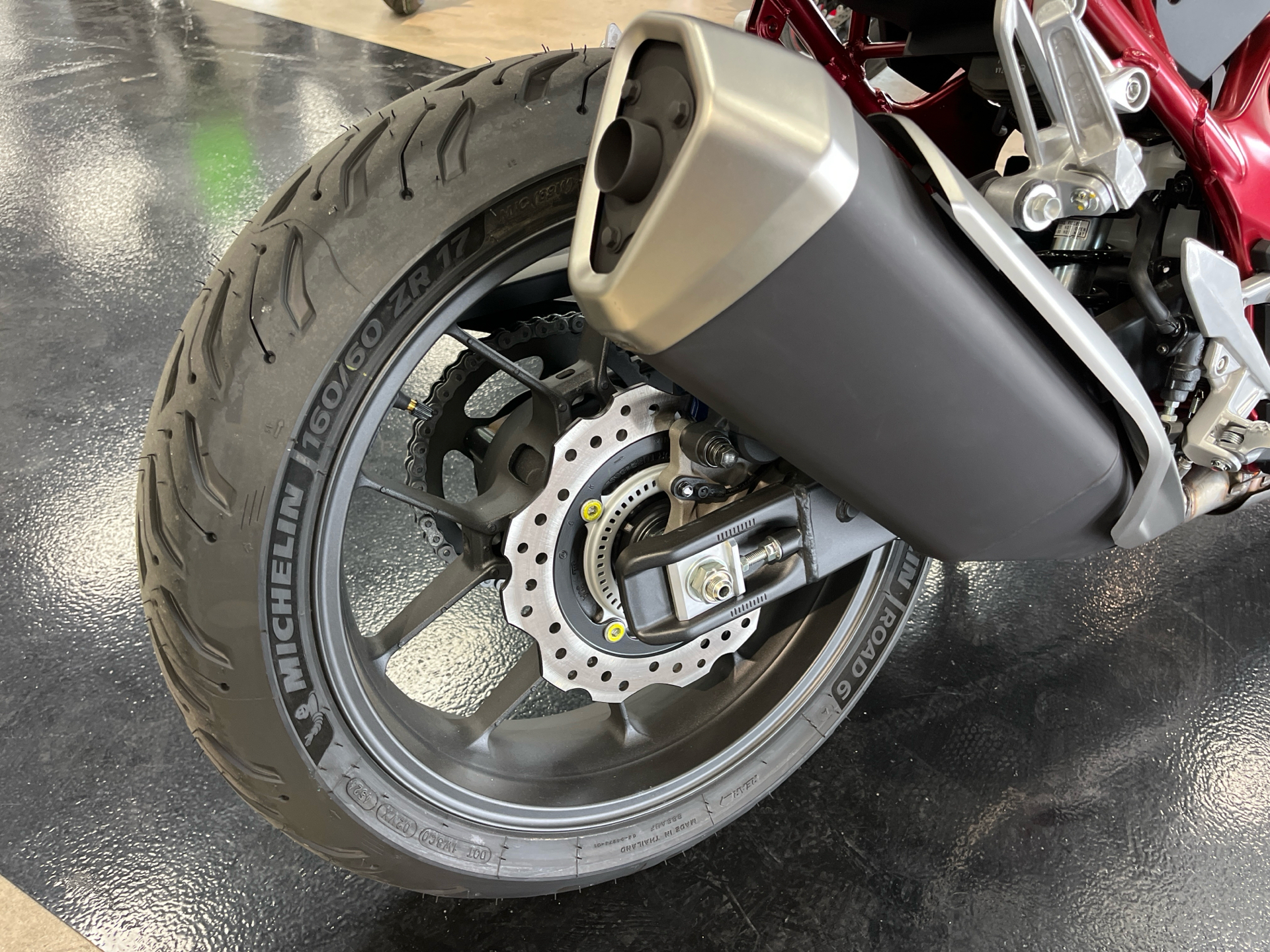 2025 Honda CB750 Hornet in Wichita, Kansas - Photo 11