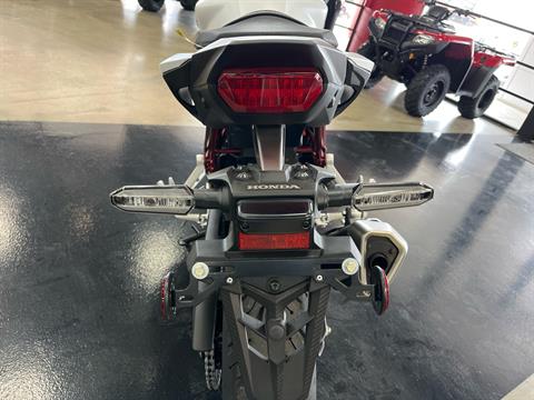 2025 Honda CB750 Hornet in Wichita, Kansas - Photo 3