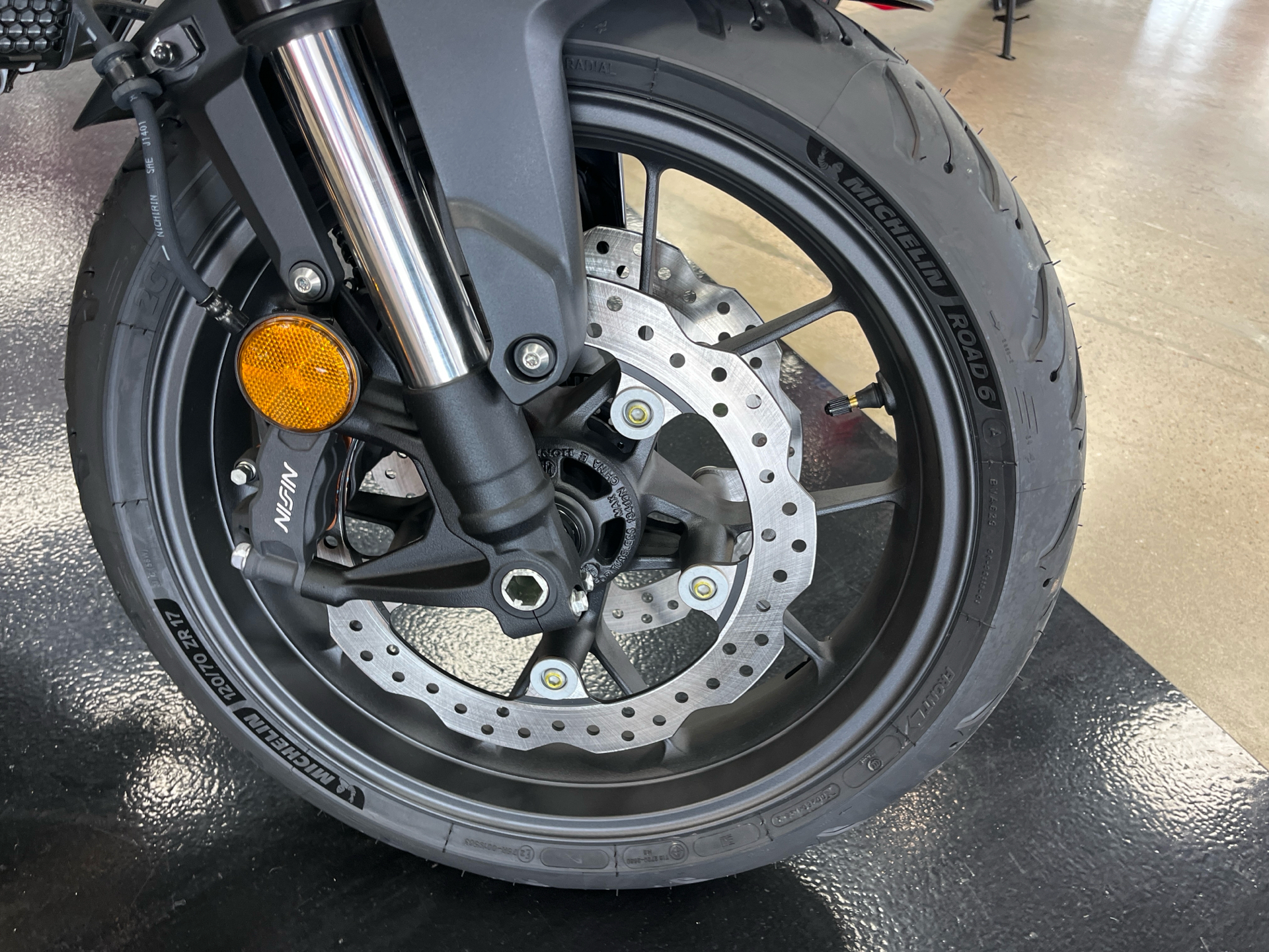 2025 Honda CB750 Hornet in Wichita, Kansas - Photo 10