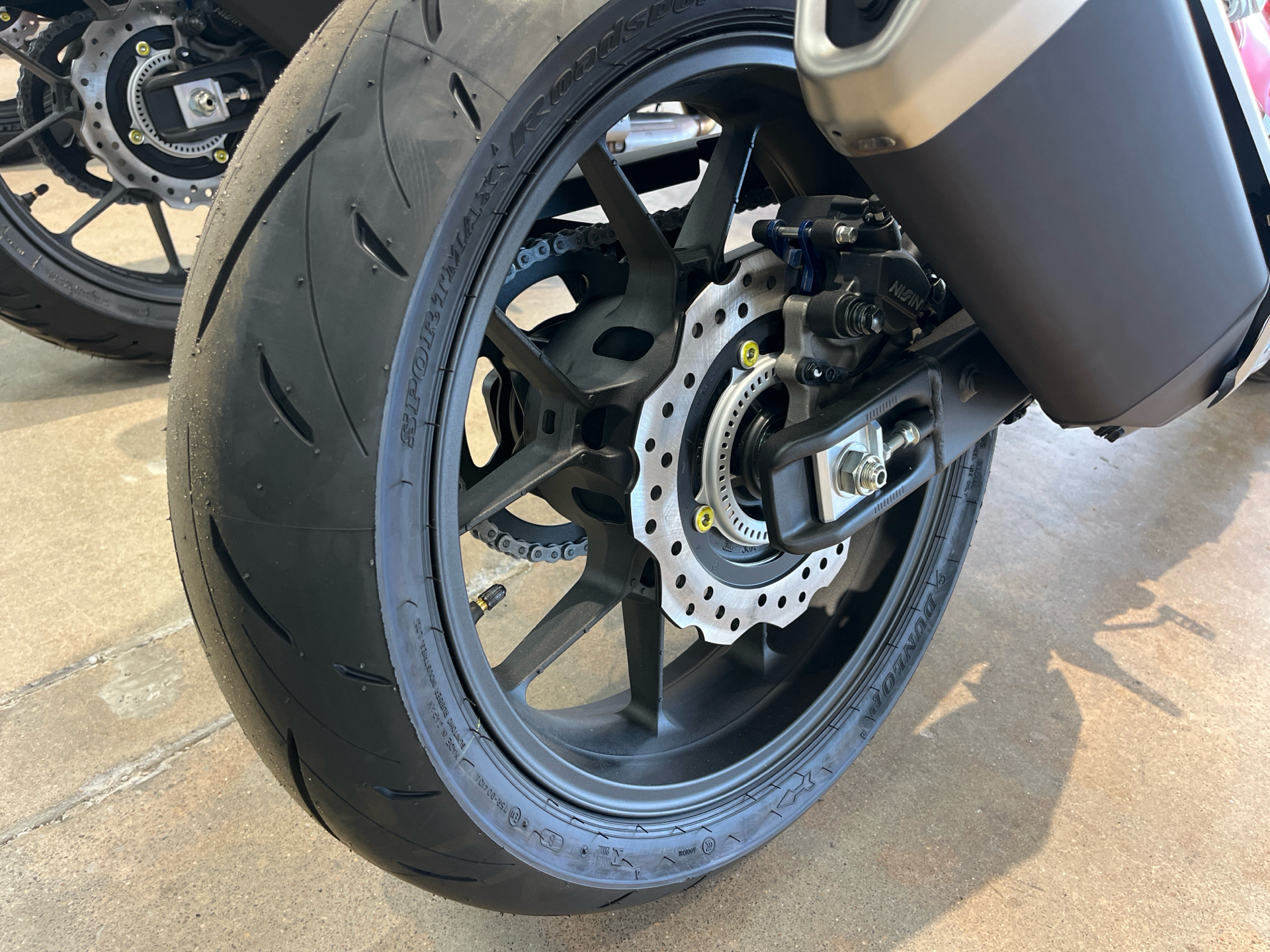 2025 Honda CB750 Hornet in Wichita, Kansas - Photo 8