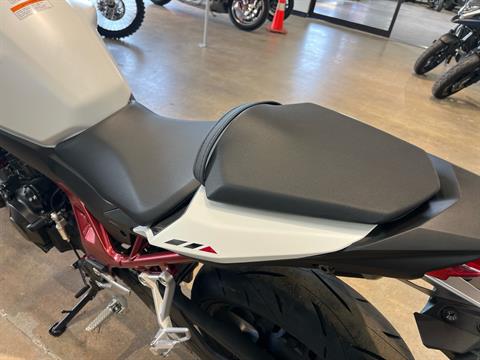 2025 Honda CB750 Hornet in Wichita, Kansas - Photo 6