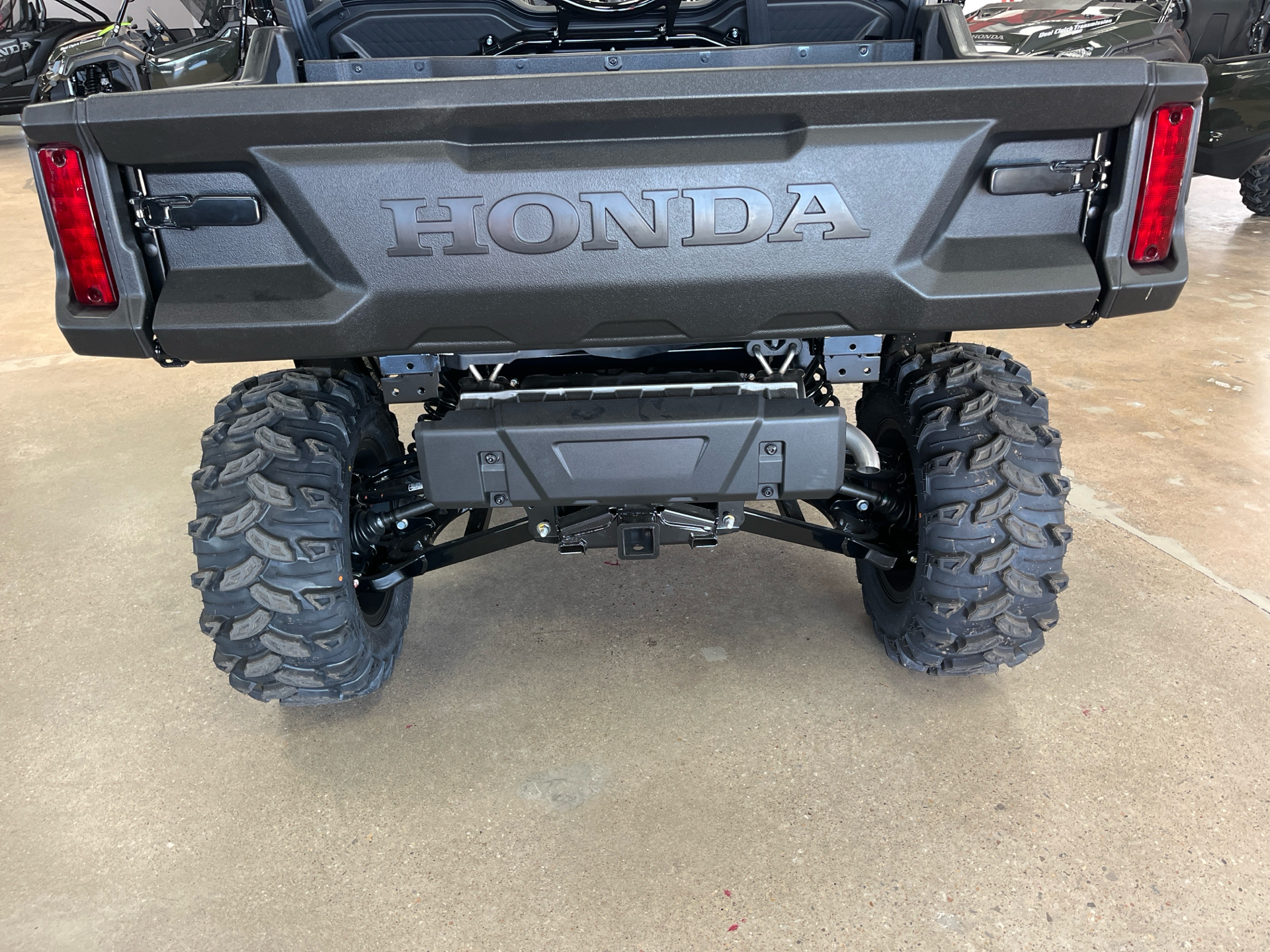 2025 Honda Pioneer 1000 Deluxe in Wichita, Kansas - Photo 4