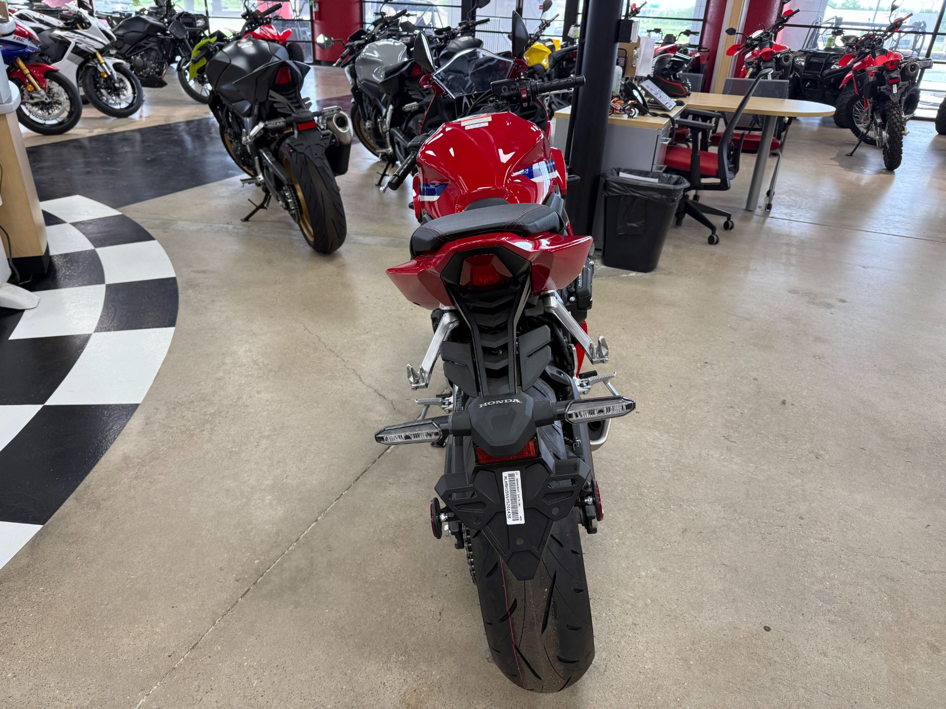 2026 Honda CBR650R E-Clutch 7