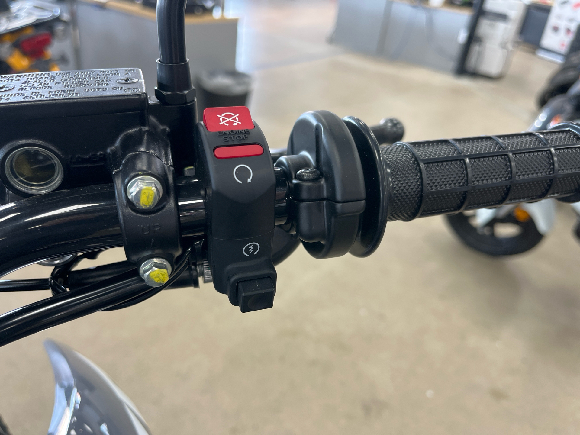 2025 Honda XR150L in Wichita, Kansas - Photo 6