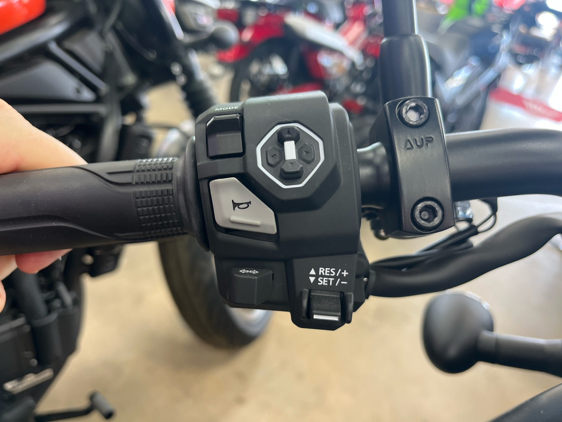 2025 Honda Rebel 1100 DCT in Wichita, Kansas - Photo 7