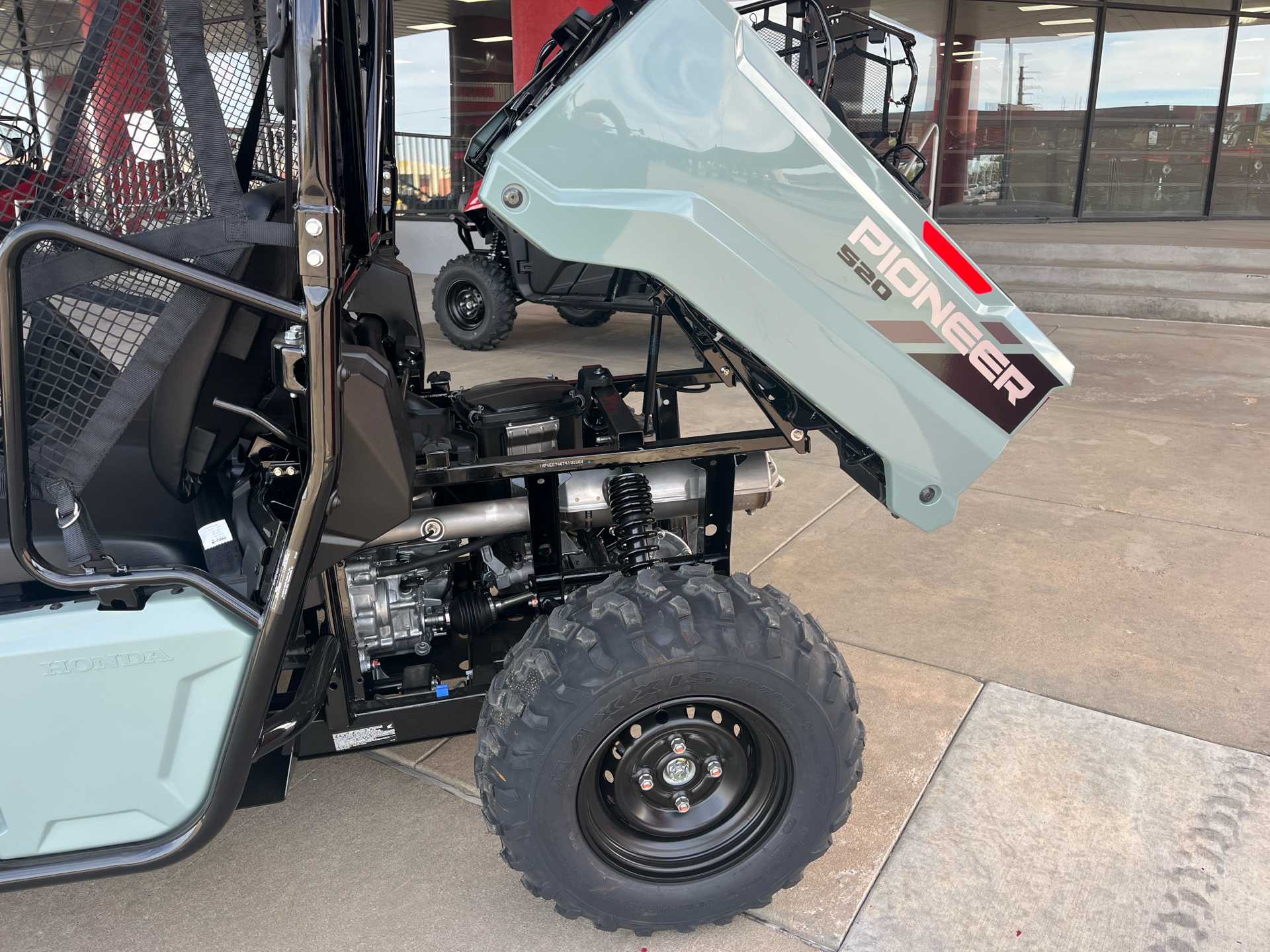 2026 Honda Pioneer 520 in Wichita, Kansas - Photo 7