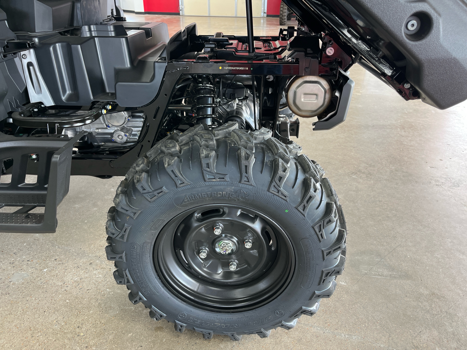 2025 Honda Pioneer 1000 in Wichita, Kansas - Photo 7
