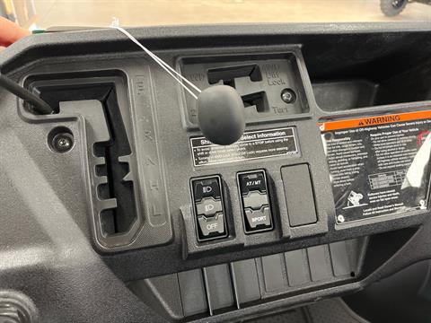 2025 Honda Pioneer 1000 in Wichita, Kansas - Photo 10