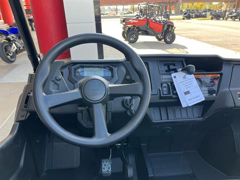 2025 Honda Pioneer 1000 in Wichita, Kansas - Photo 6