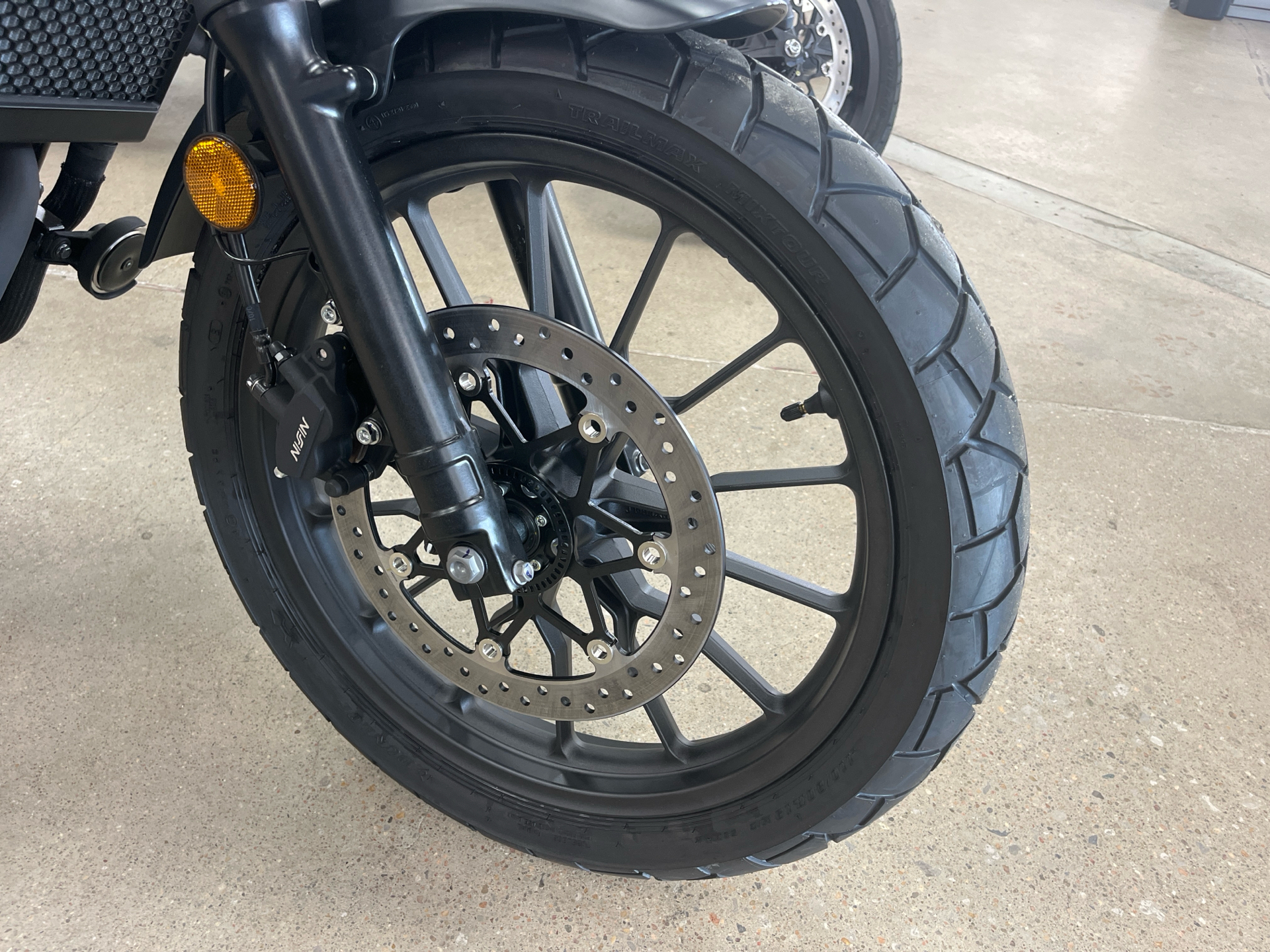 2025 Honda CB650R E-Clutch in Wichita, Kansas - Photo 8