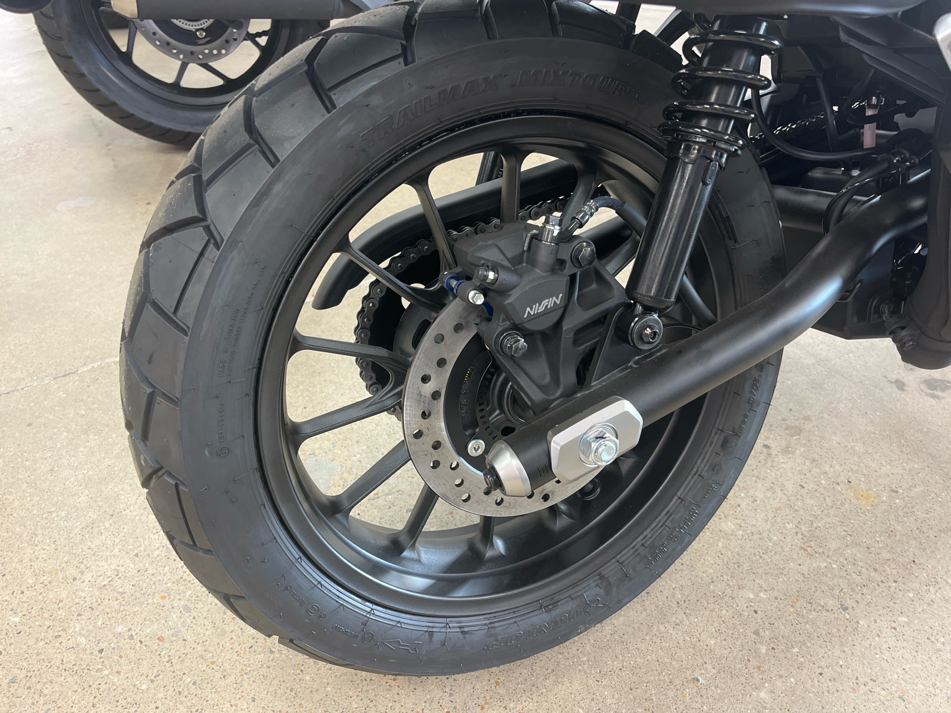 2025 Honda CB650R E-Clutch in Wichita, Kansas - Photo 9