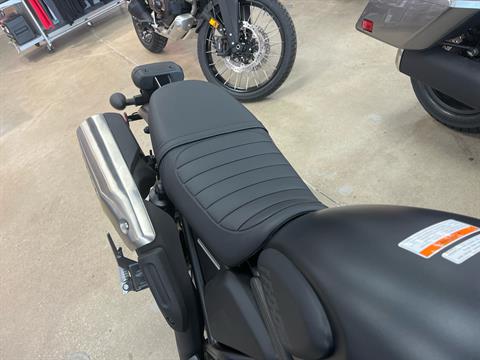 2025 Honda CB650R E-Clutch in Wichita, Kansas - Photo 13