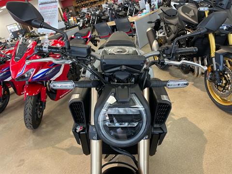 2025 Honda CB650R E-Clutch in Wichita, Kansas - Photo 3
