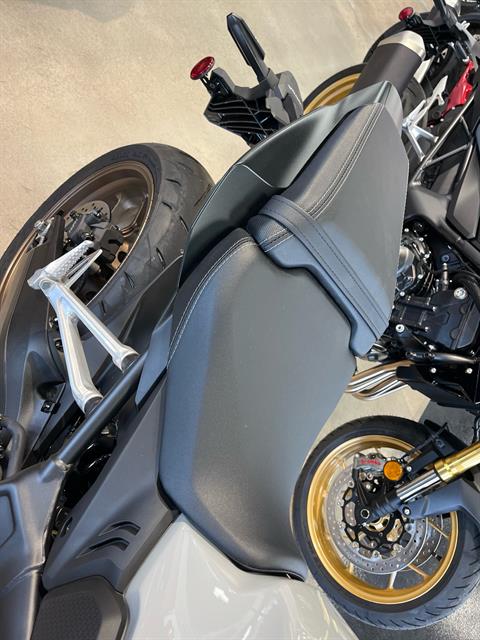 2025 Honda CB650R E-Clutch in Wichita, Kansas - Photo 9