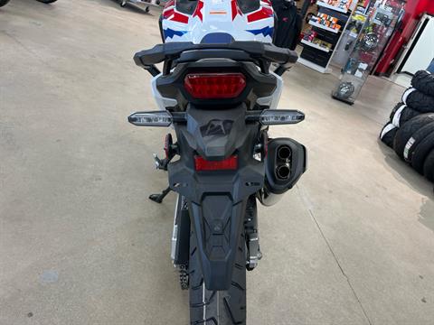 2025 Honda Africa Twin Adventure Sports ES DCT in Wichita, Kansas - Photo 3