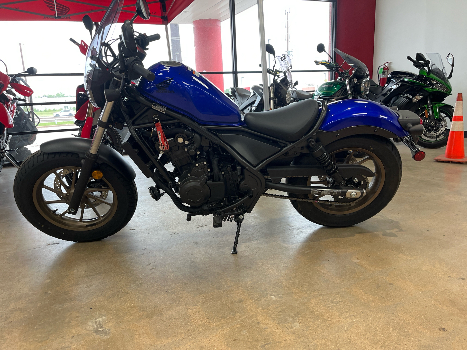 2023 Honda Rebel 500 in Wichita, Kansas - Photo 2