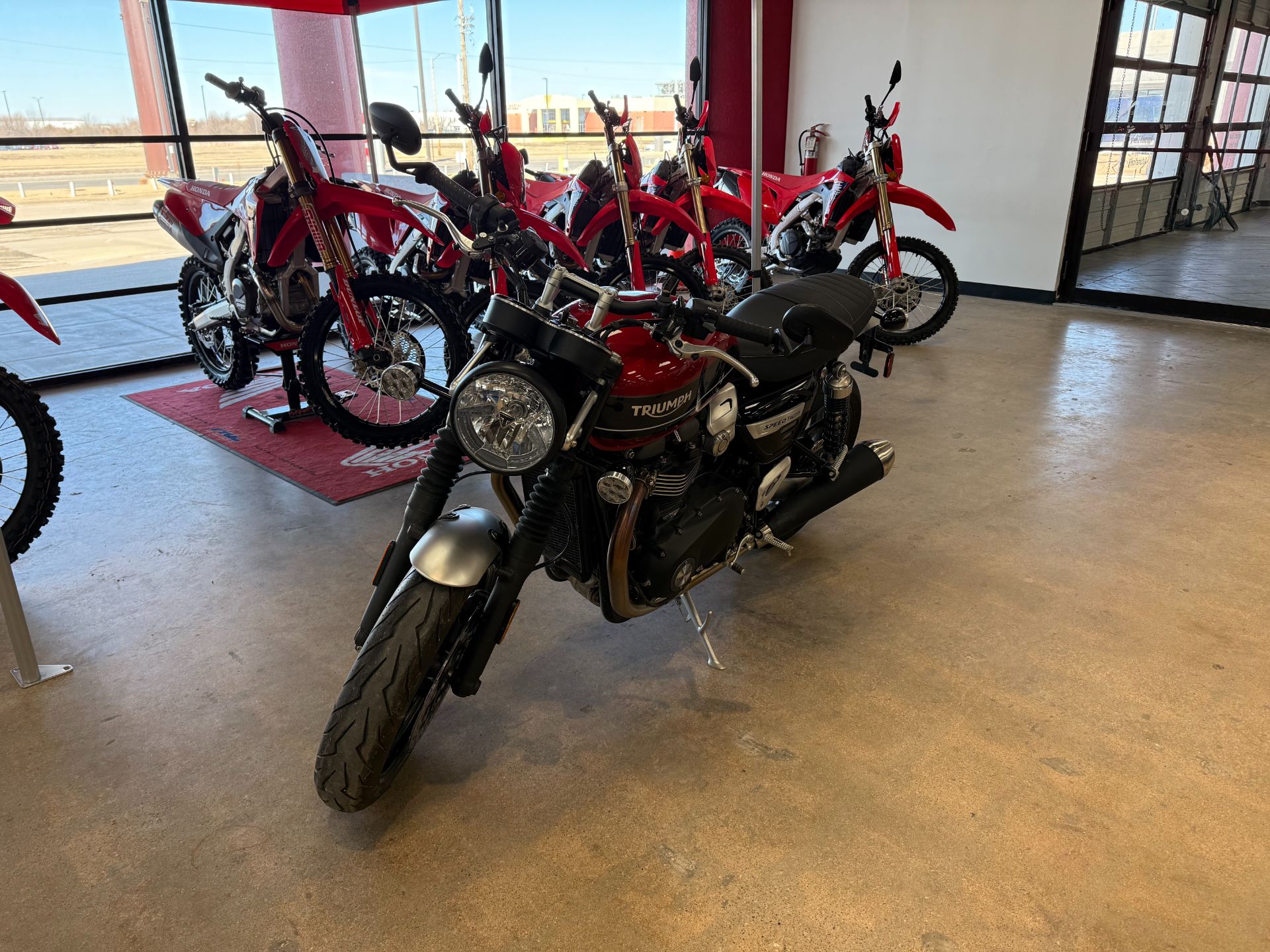 2020 Triumph Speed Twin in Wichita, Kansas - Photo 4