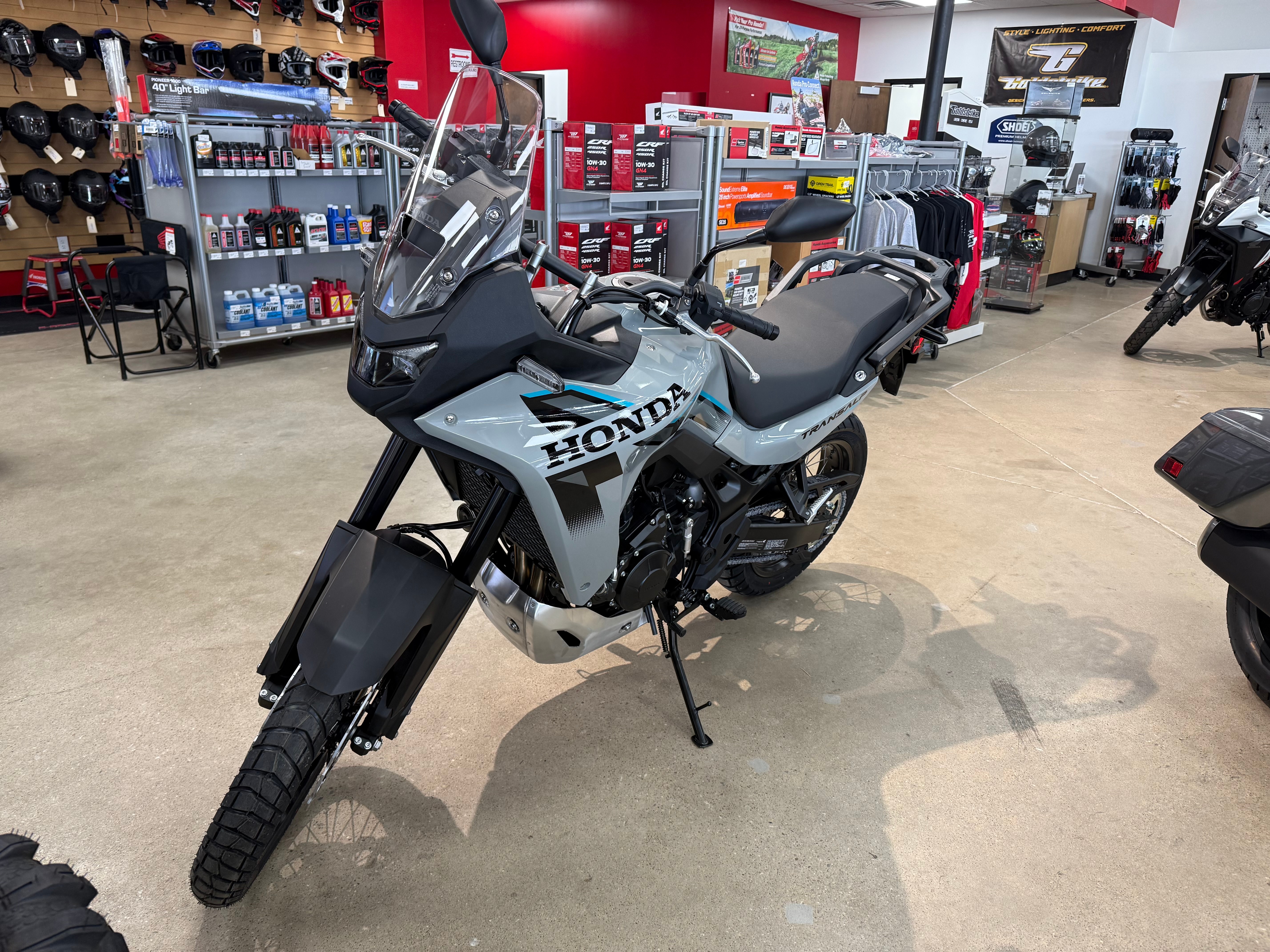 2026 Honda Transalp E-Clutch 2