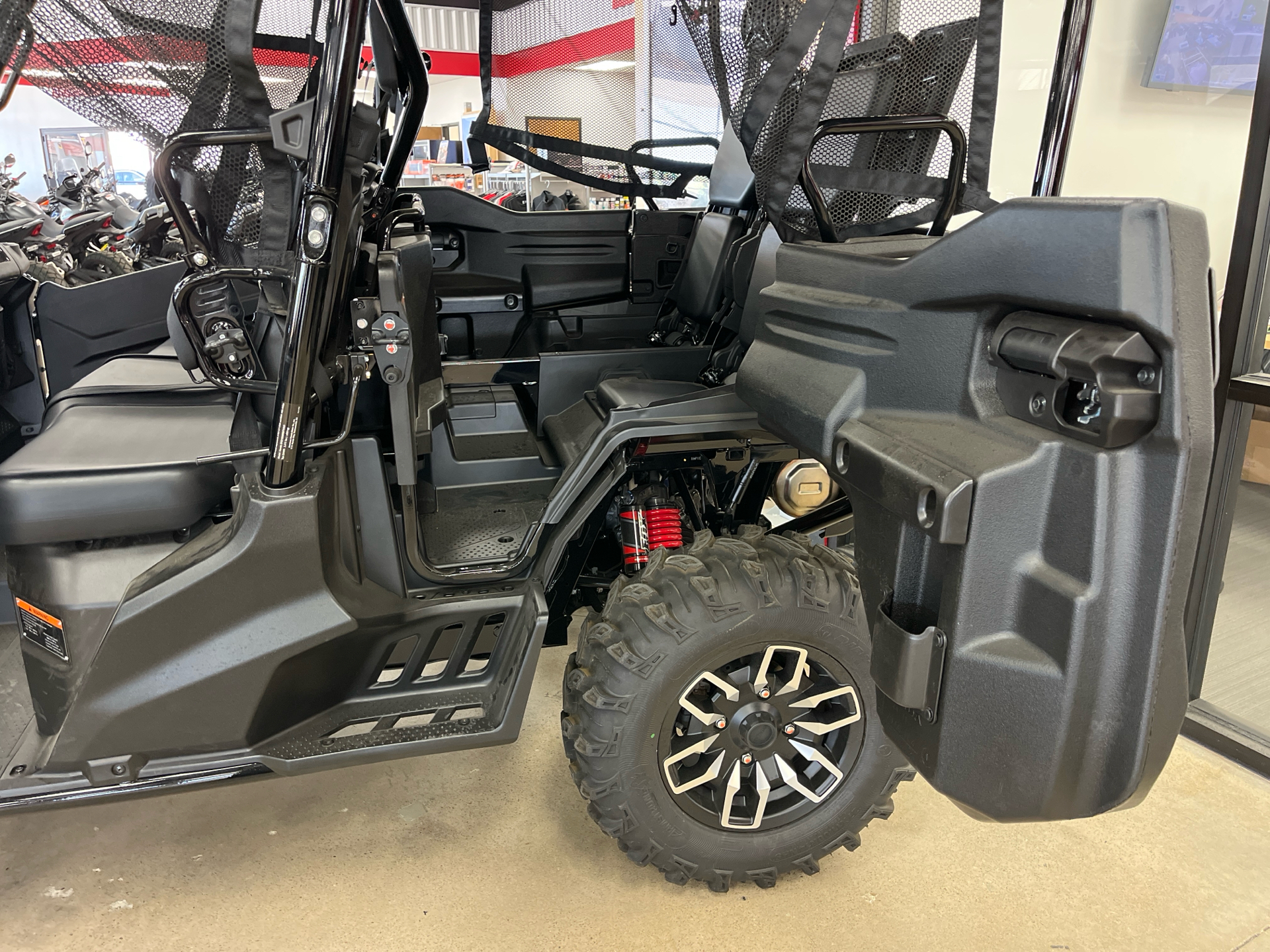 2025 Honda Pioneer 1000-5 Trail Special Edition in Wichita, Kansas - Photo 5