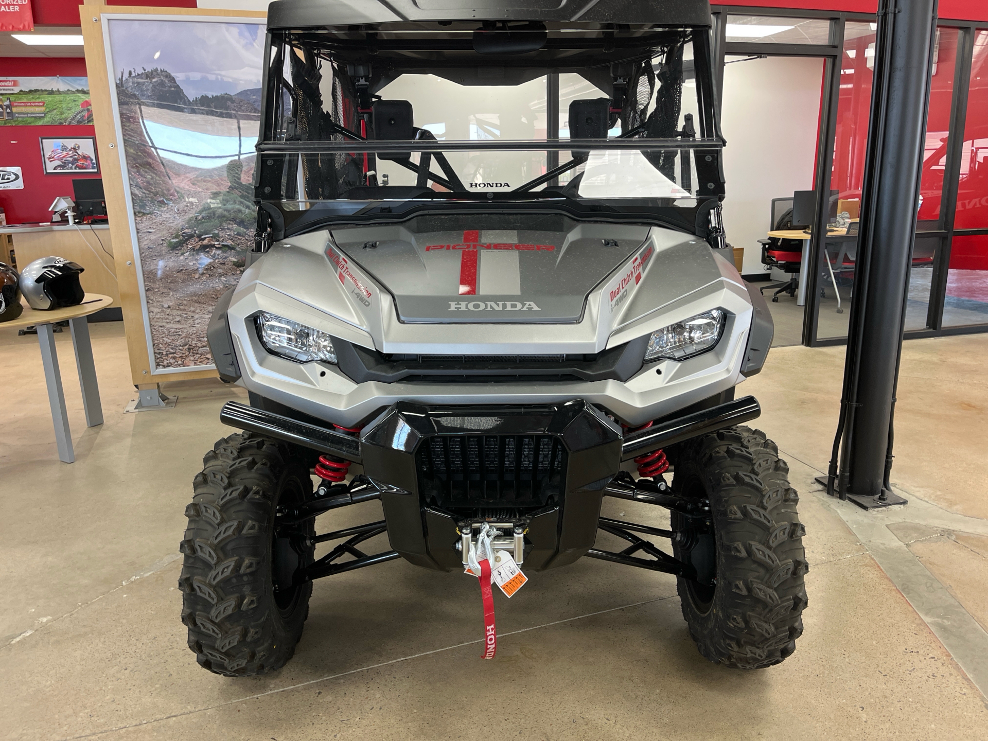 2025 Honda Pioneer 1000-5 Trail Special Edition in Wichita, Kansas - Photo 10