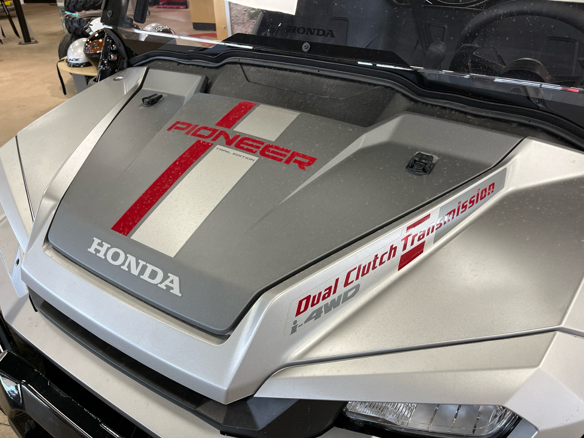 2025 Honda Pioneer 1000-5 Trail Special Edition in Wichita, Kansas - Photo 15